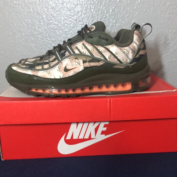 NIKE AIR MAX 98 size 9 - Picture 3 of 7